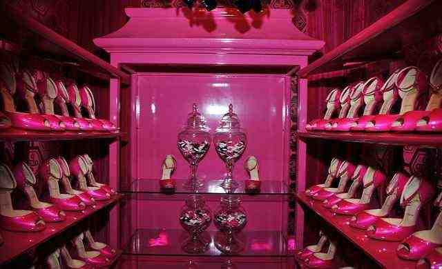 Barbie-Malibu-Mansion-interior1-640x390 As 10 mansões mais caras e luxuosas do mundo