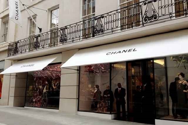 Chanel-em-Londres As incríveis e luxuosas lojas pelo mundo