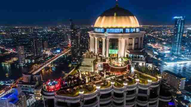 Sky-Bar-Bangkok-640x359 Os 30 bares mais exóticos e luxuosos do mundo