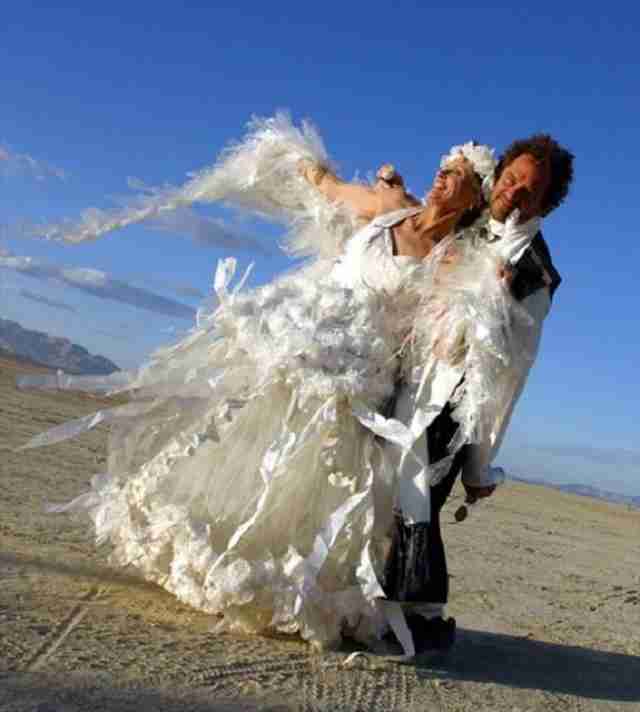Vestidos-de-noivas-estranhos-e-bizarros14 Vestidos de noivas estranhos e bizarros