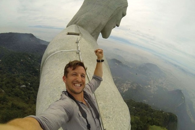 selfie-incriveis-Cristo-Redentor As incríveis selfies de pessoas super corajosas