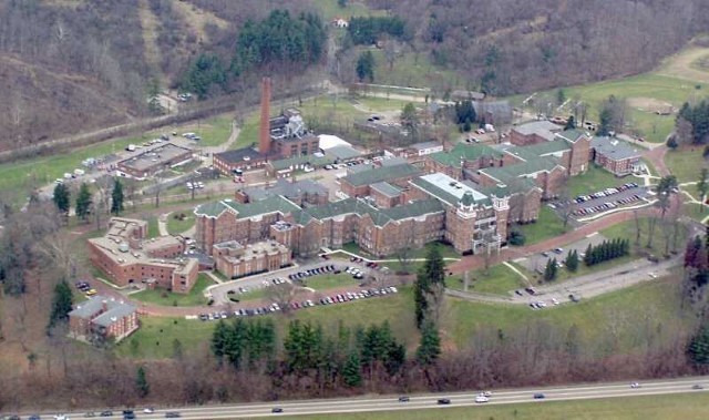 Atenas-Lunatic-Asylum-1 A terrível história do hospital psiquiátrico The Ridges em Ohio