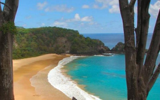 Praia-do-Sancho-Fernando-de-Noronha-1 Conheça os 100 lugares mais lindos do mundo