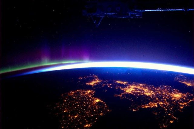 Ao-longo-do-Reino-Unido-640x424 As 32 imagens surpreendentes da terra e do espaço por satélite