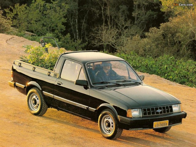 Chevy-500-Chevrolet Relembre os 40 carros que fizeram sucesso no anos 80