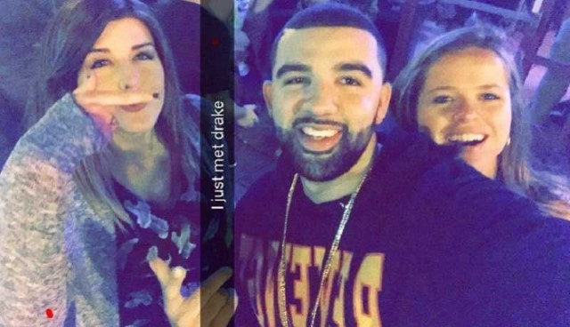 sosia-Drake 10 fãs que pensaram estar tirando fotos com famosos