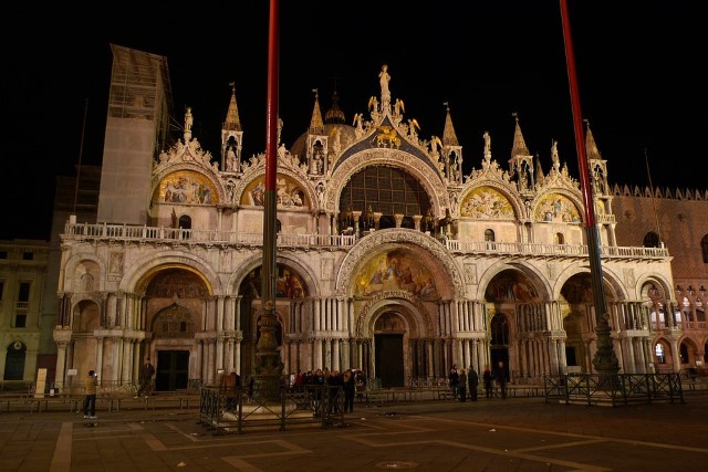 Basilica-de-Sao-Marcos-Veneza-Italia As 10 igrejas mais famosas do mundo
