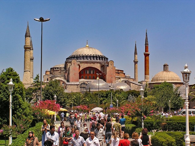 Hagia-Sophia-Istambul-Turquia As 10 igrejas mais famosas do mundo