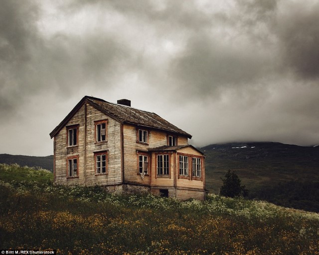 casas-abandonadas-na-Escandinavia7 Incríveis fotos de casas abandonadas na Escandinávia